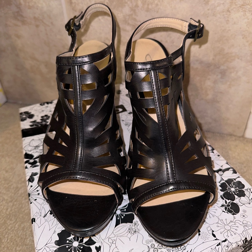 CL by Laundry Black Heels Size 10